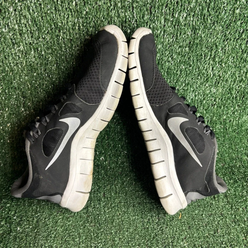 Nike Free 5.0 Running Breathable Mesh Athletic Training Shoe Black Women 6.5(5Y)